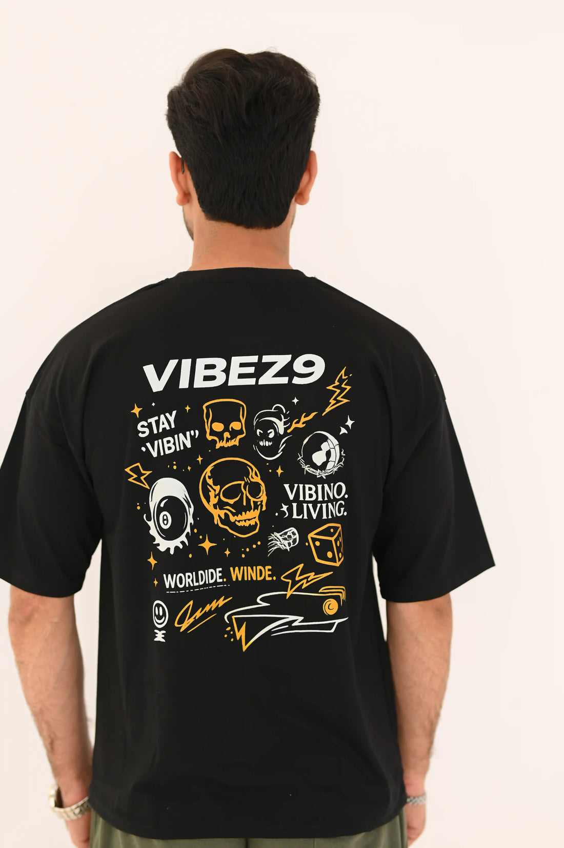 VibeZ9 Breaking Norms Oversized Graphic Tee
