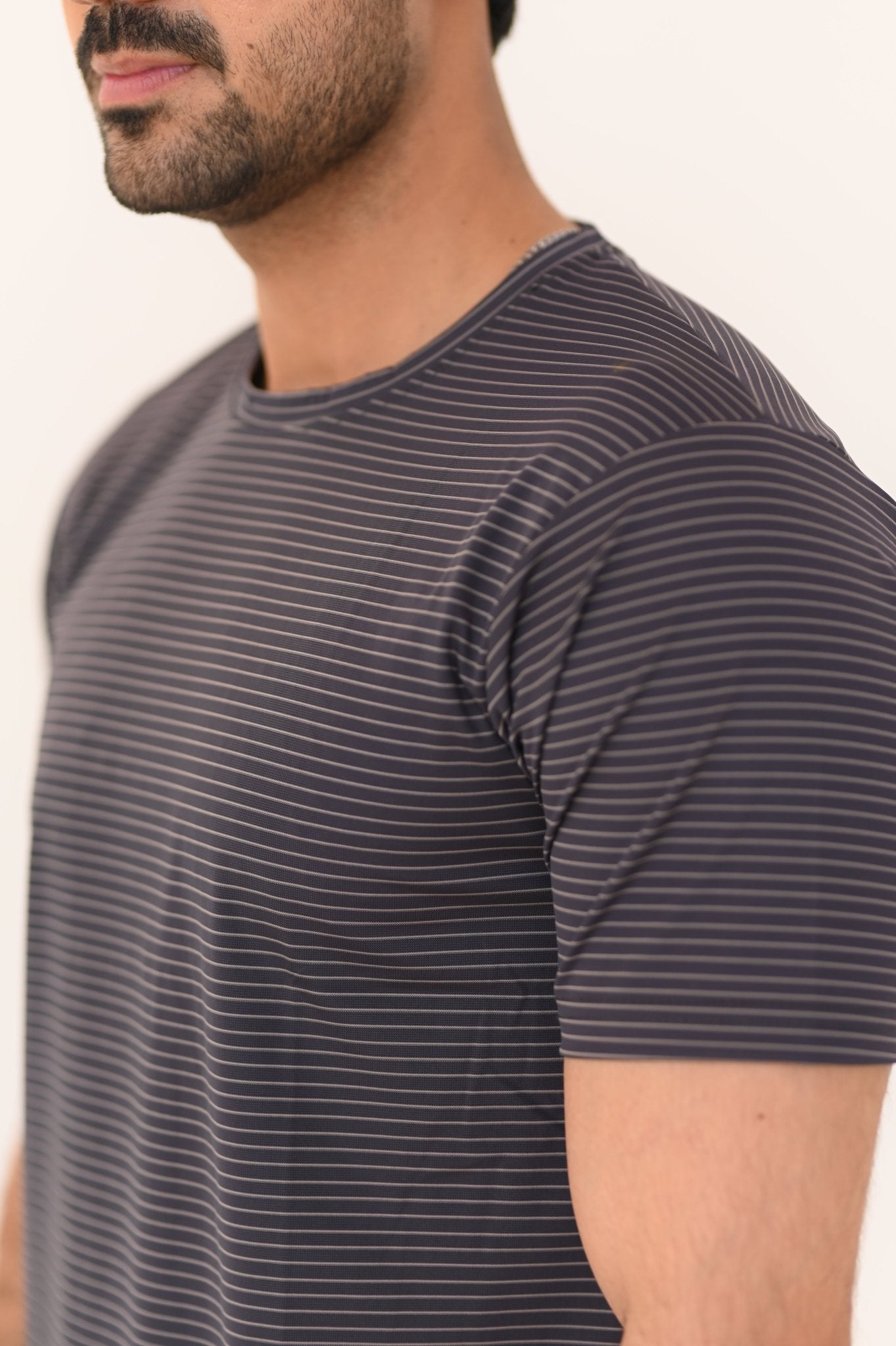 Striped Round Neck T-Shirt – Imported Regular Fit - Vibe Z9
